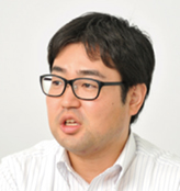 山田 剛 氏