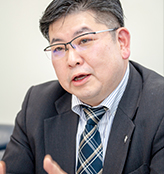 佐藤 哲也 氏