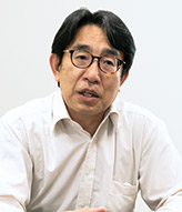 石井 一弘 氏